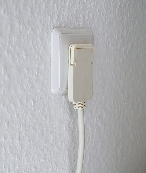 Brennenstuhl extension cable with angled flat plug 3m, white, indoor
