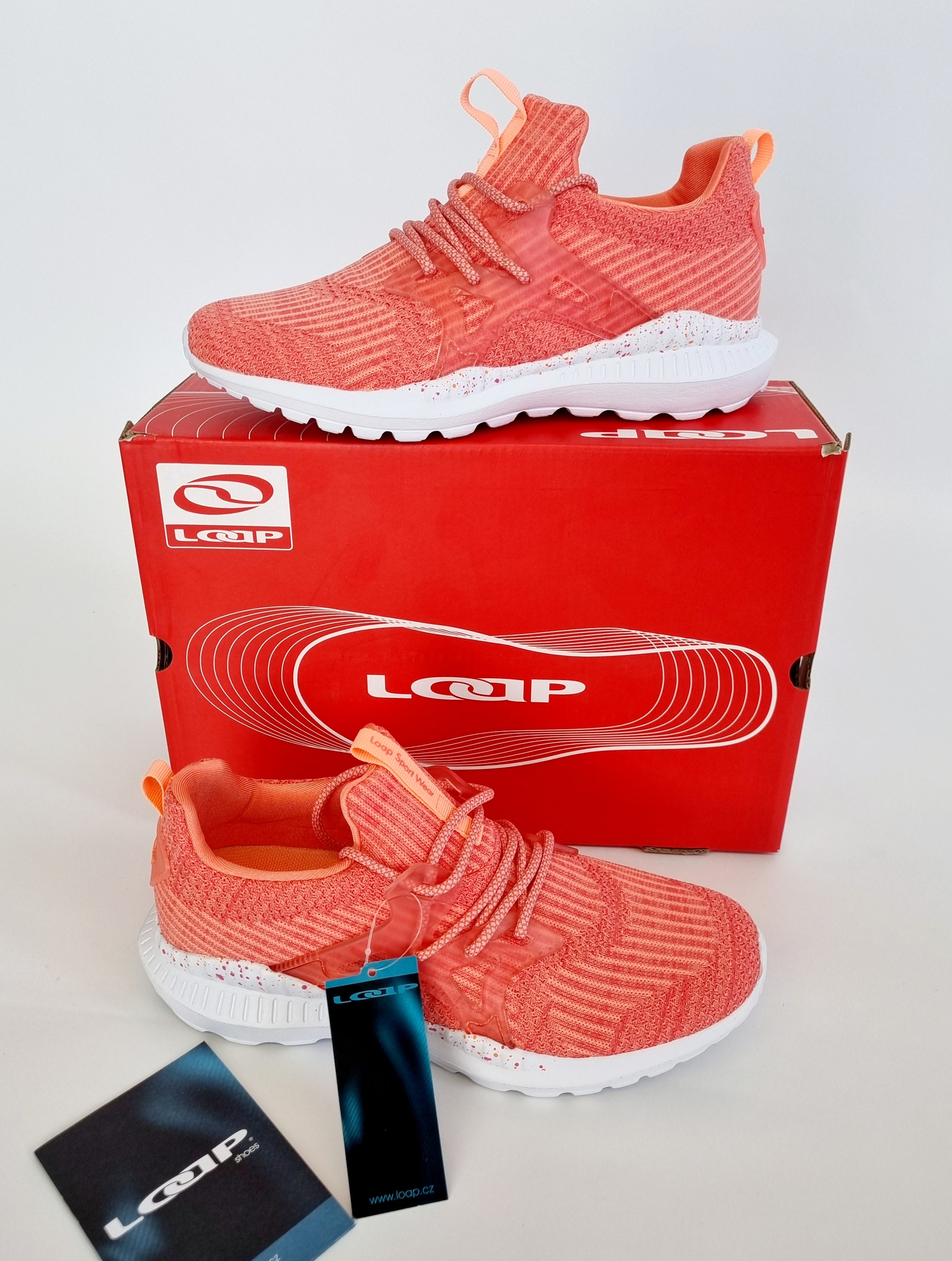 MIX sports and branded shoes