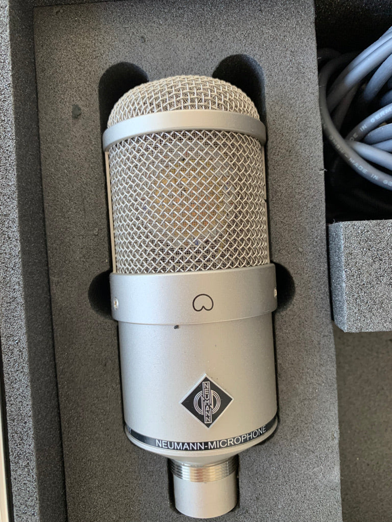 Neumann M 147 Tube Professional studio condenser microphone (tube)