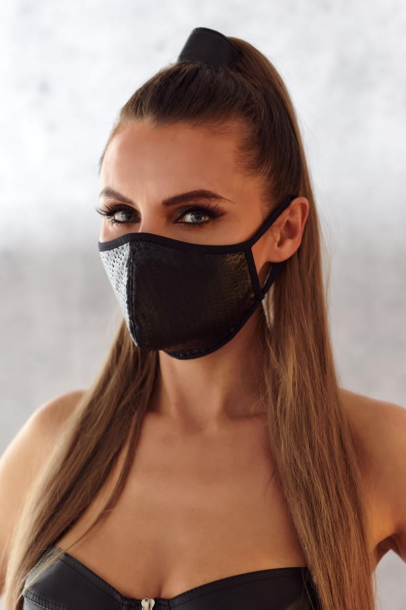 2-layer mask 001 with perforated wetlook and cotton Oeko Tex