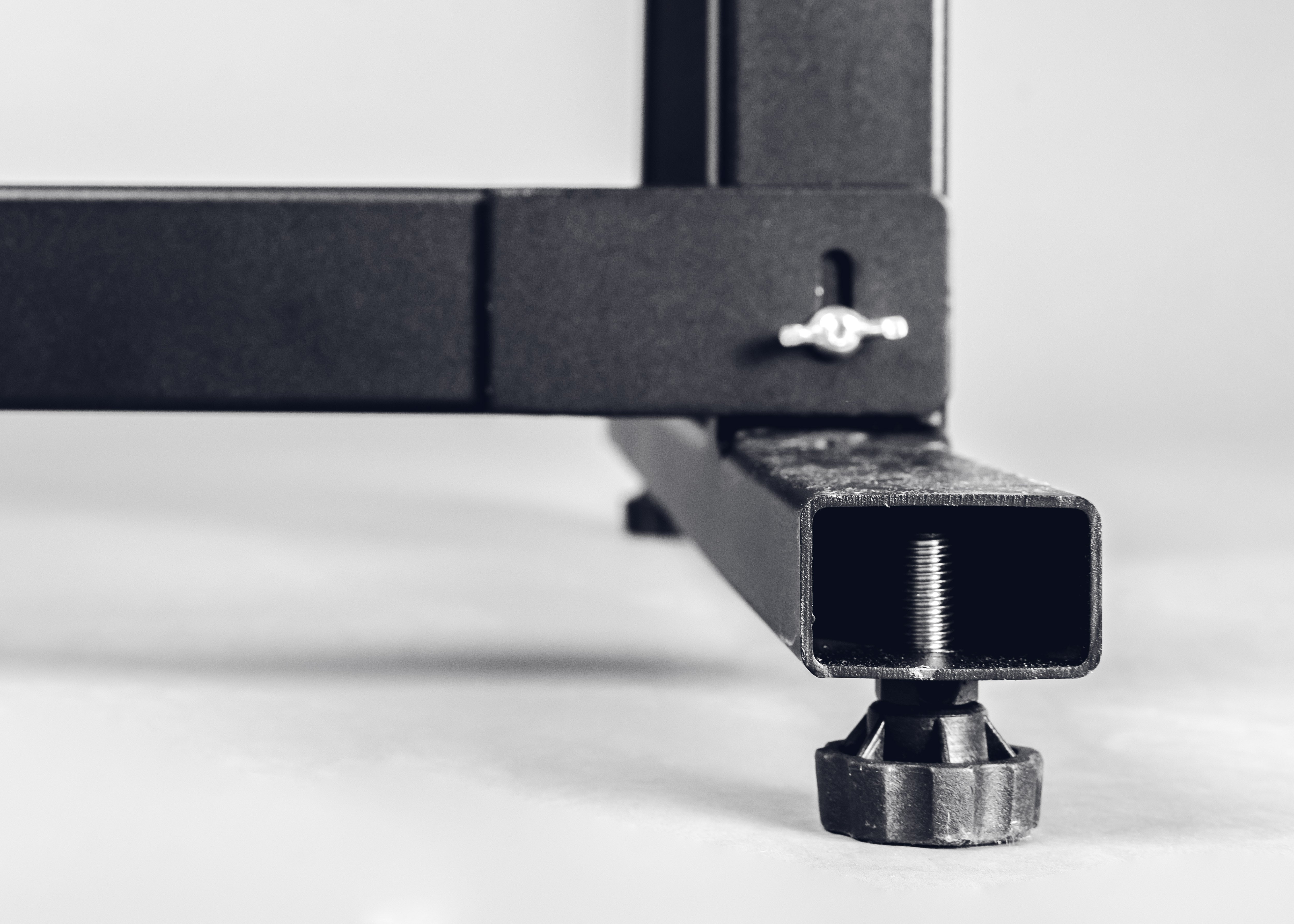 Dart machine Karella E-Master with coin slot and stand
