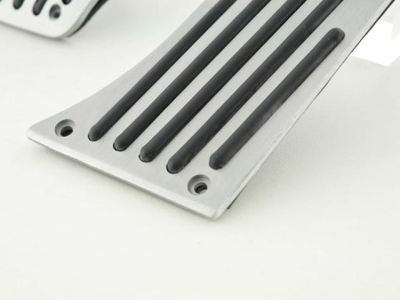 FK aluminum pedals pedal set 4-piece BMW 5 series, 6 series pedal cover car pedals rubber studs