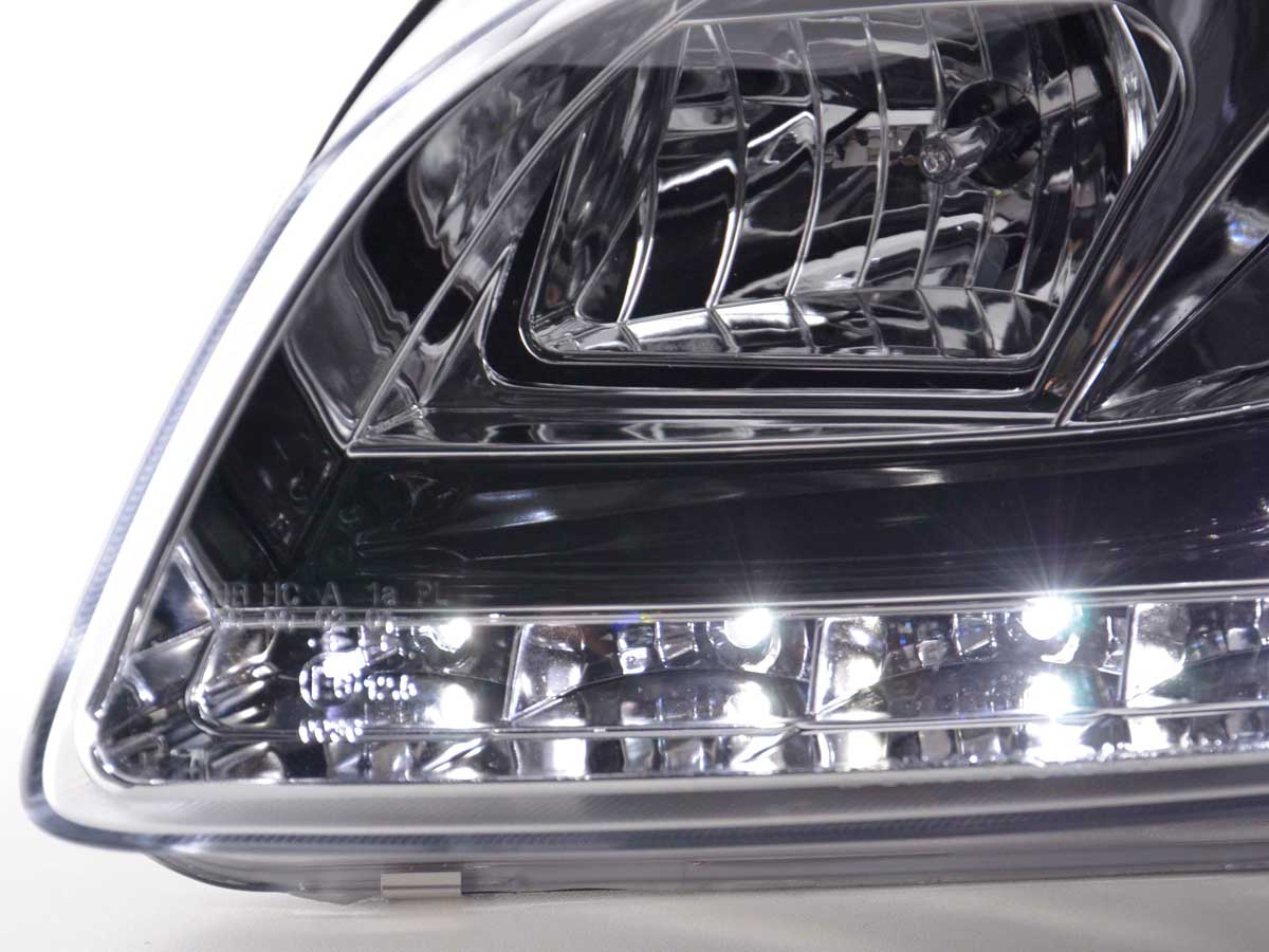 Scheinwerfer Set Daylight LED TFL-Optik Audi A4 Typ 8E  05-07 chrom