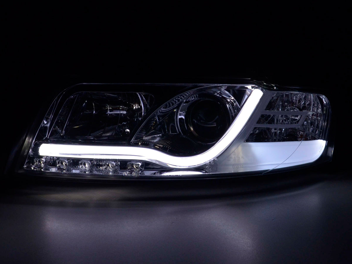 Scheinwerfer Set Daylight LED TFL-Optik Audi A4 Typ 8E  01-04 chrom