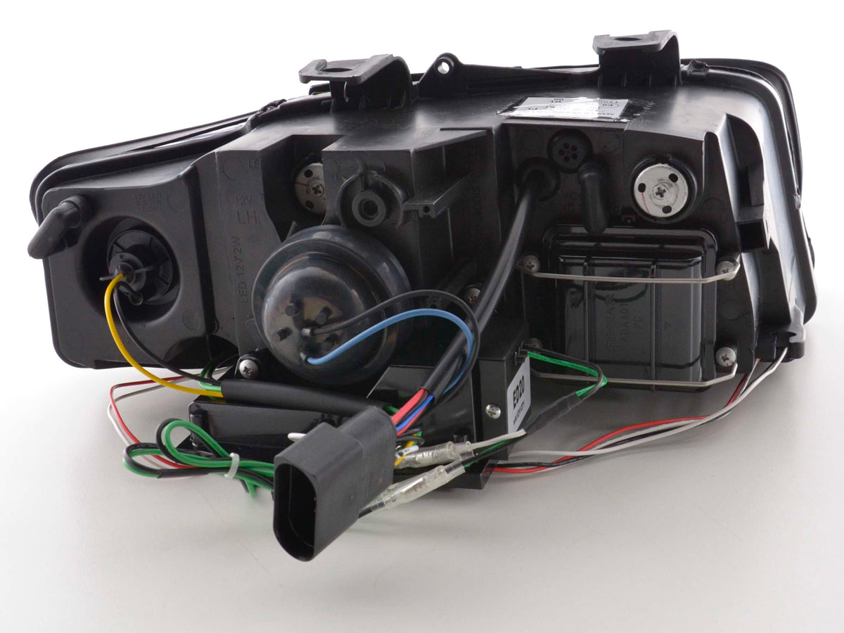 Scheinwerfer Set Daylight LED TFL-Optik Audi A4 Typ 8E  01-04 chrom