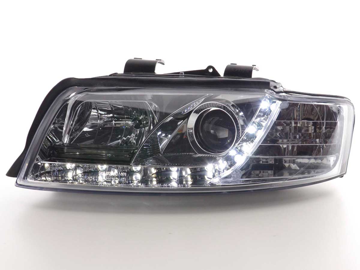 Scheinwerfer Set Daylight LED Tagfahrlicht Audi A4 Typ 8E  04-08 chrom