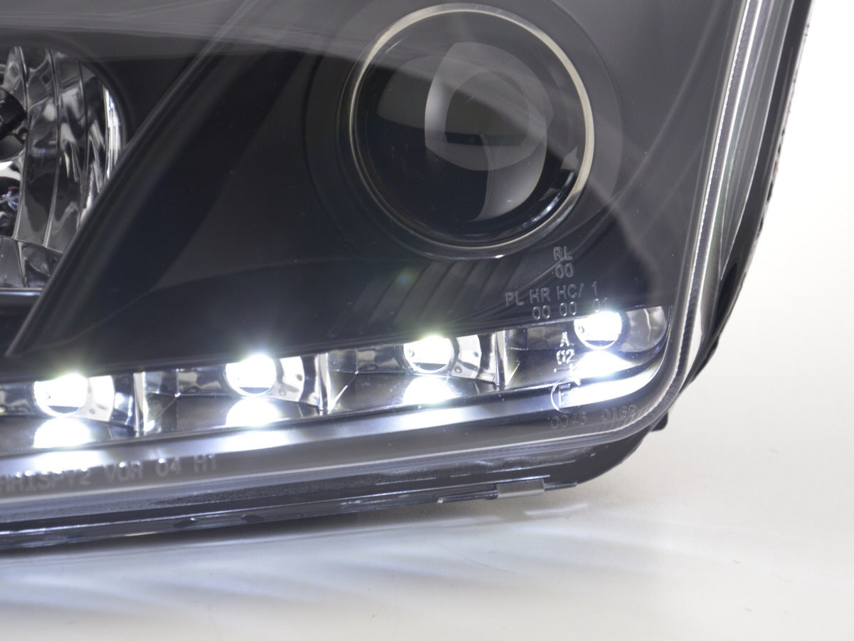 Scheinwerfer Set Daylight LED TFL-Optik Ford Focus 4/5-trg.  05-08 schwarz für Rechtslenker