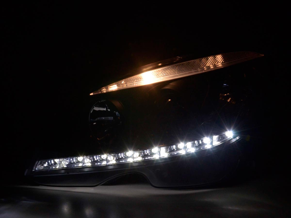 Headlight set Daylight LED DRL look Mercedes C-Class Type W204 07-10 black