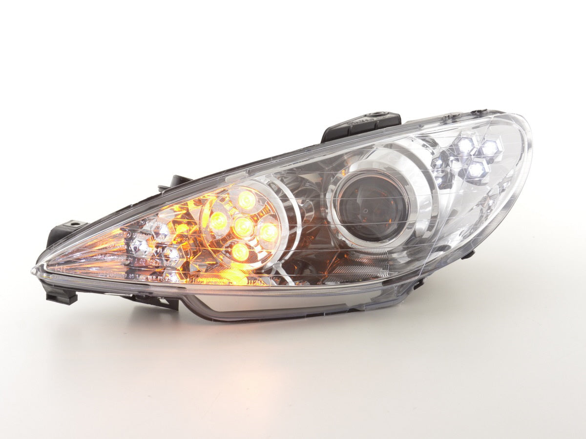 Wear parts headlight left Ford Focus 01-04