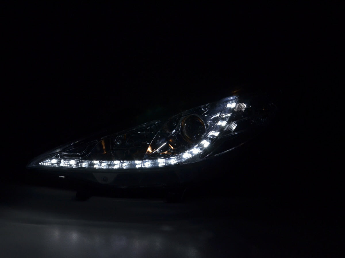 Scheinwerfer Set Daylight LED Tagfahrlicht Peugeot 207  06- chrom für Rechtslenker