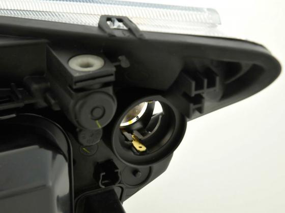 Wear parts headlight right Ford Focus 4/5-door 04-08