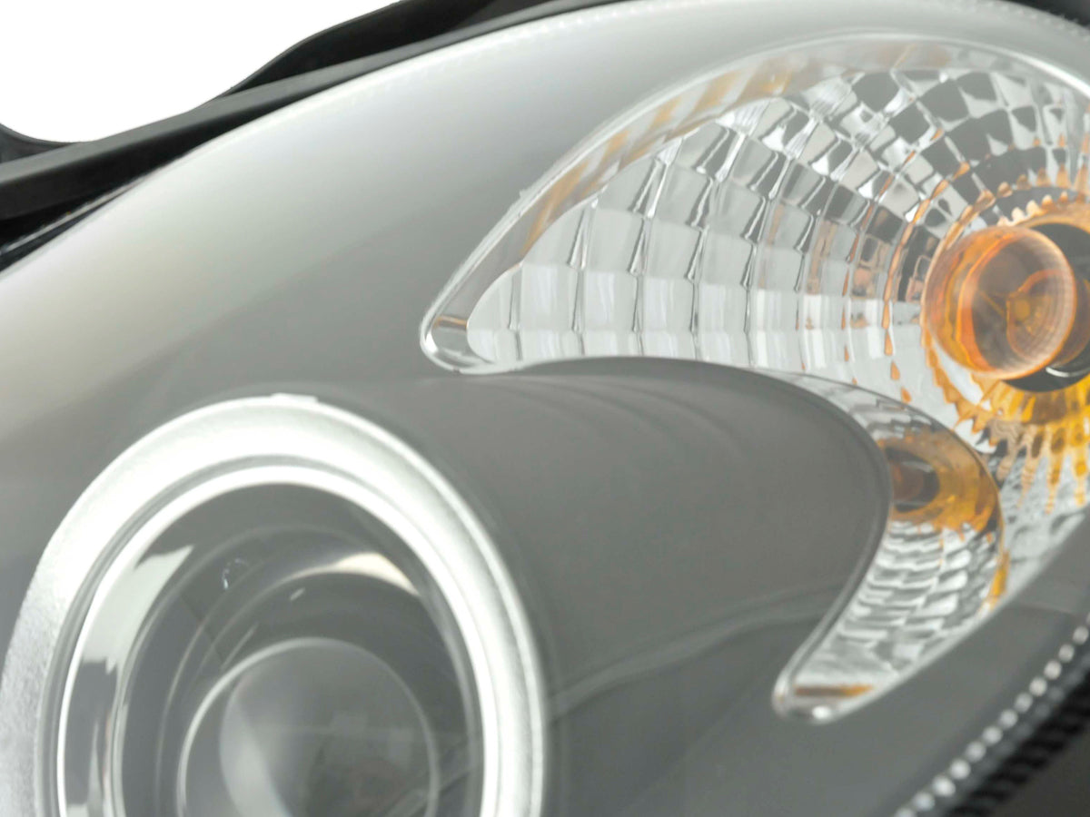 Headlight set Mercedes C-Class type W203 00-07 black