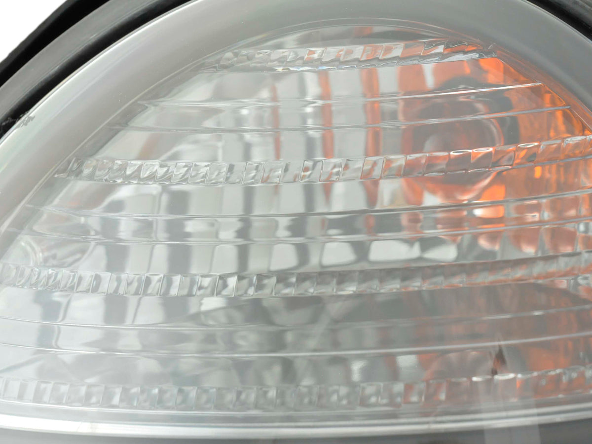 Headlight set Mercedes E-Class type W210 99-01 black