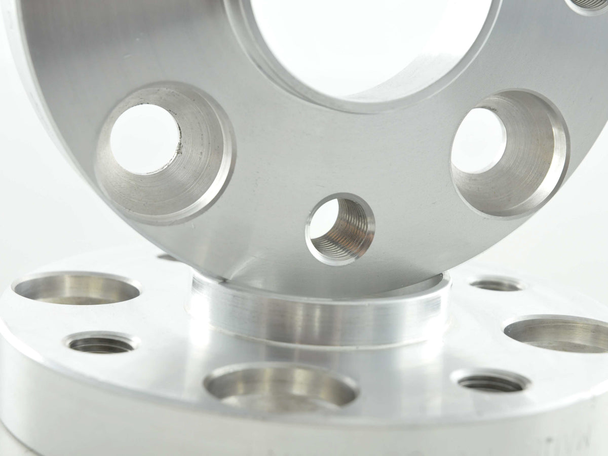 Wheel spacer system B+ 15 mm per wheel Daewoo Espero