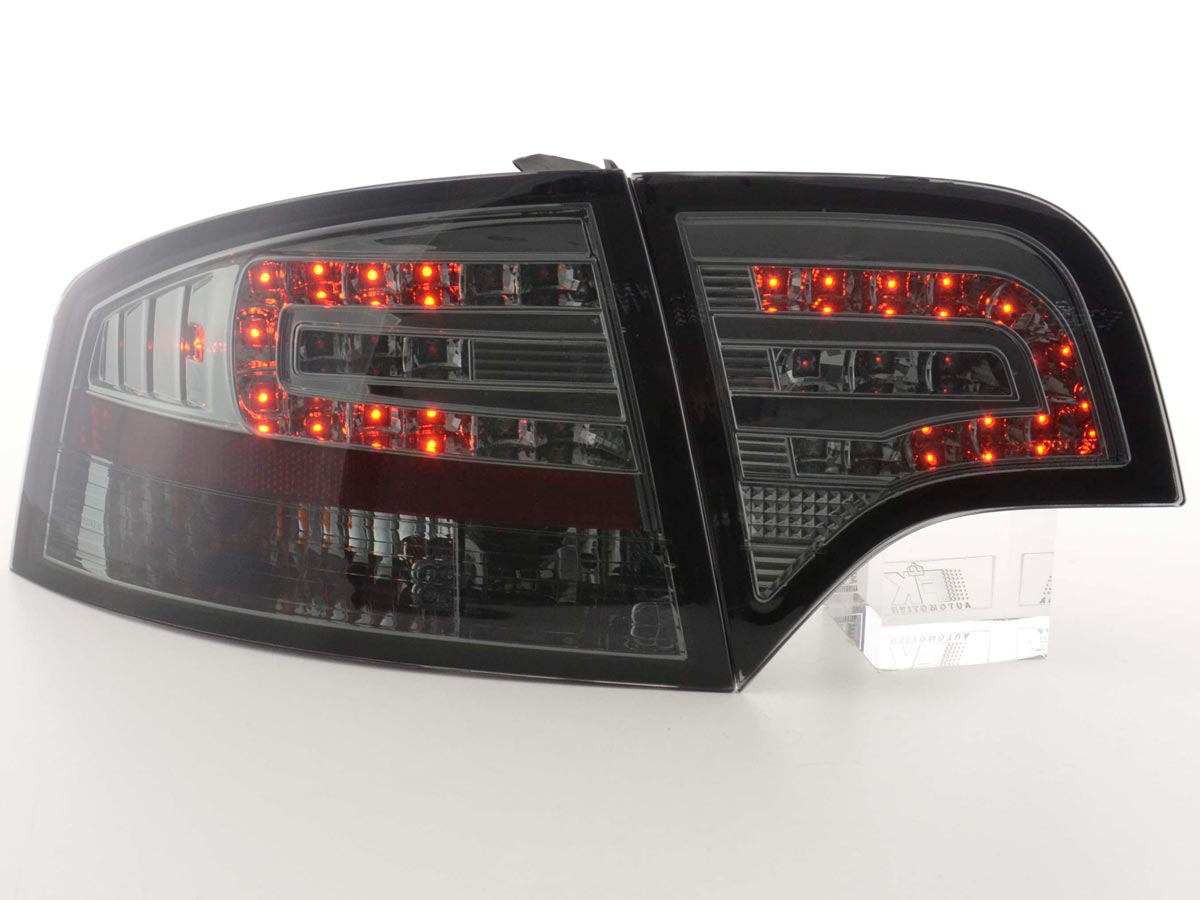 LED Rückleuchten Set Audi A4 Limousine Typ 8E  04-07 schwarz