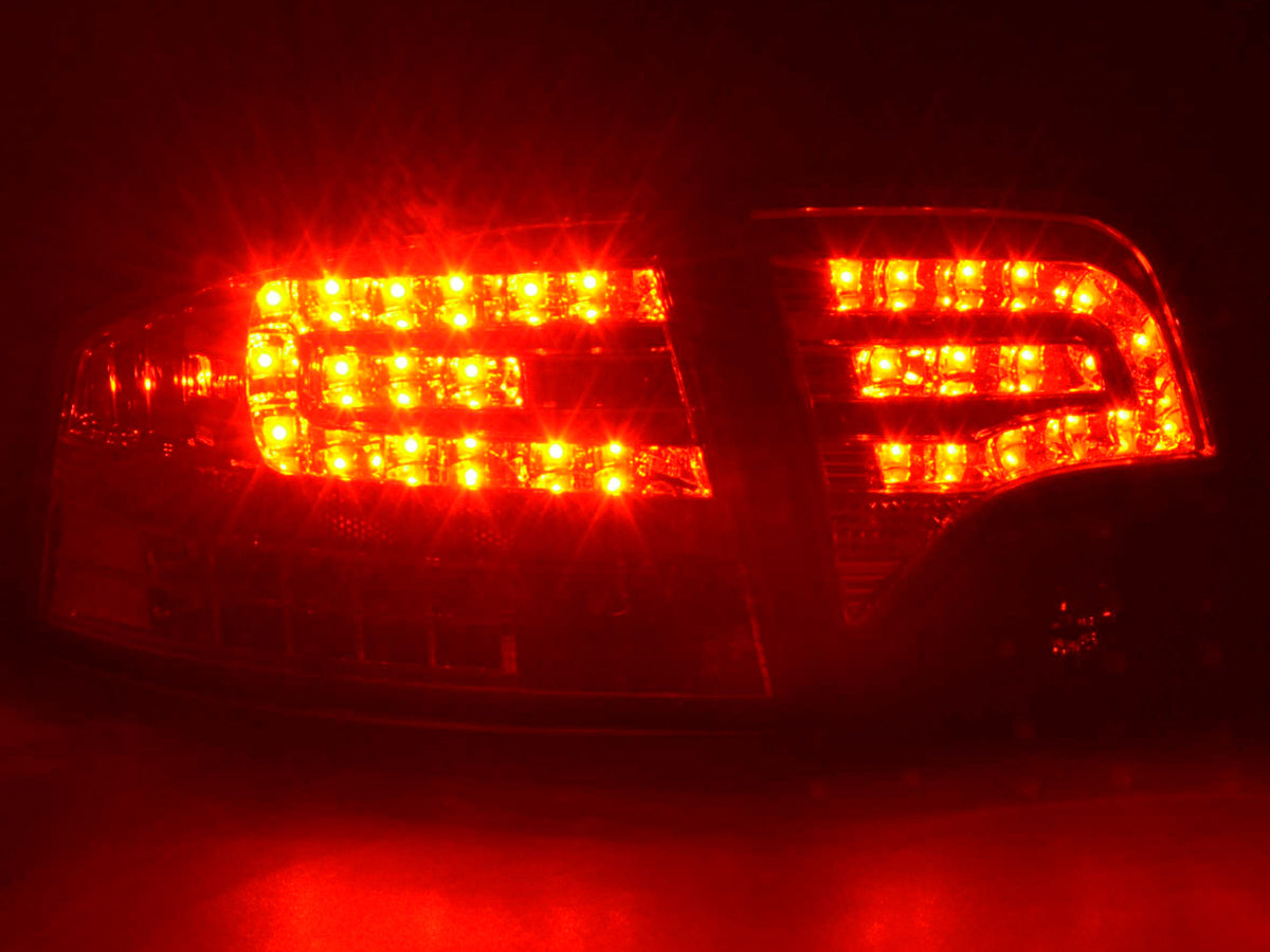LED Rückleuchten Set Audi A4 Limousine Typ 8E  04-07 chrom