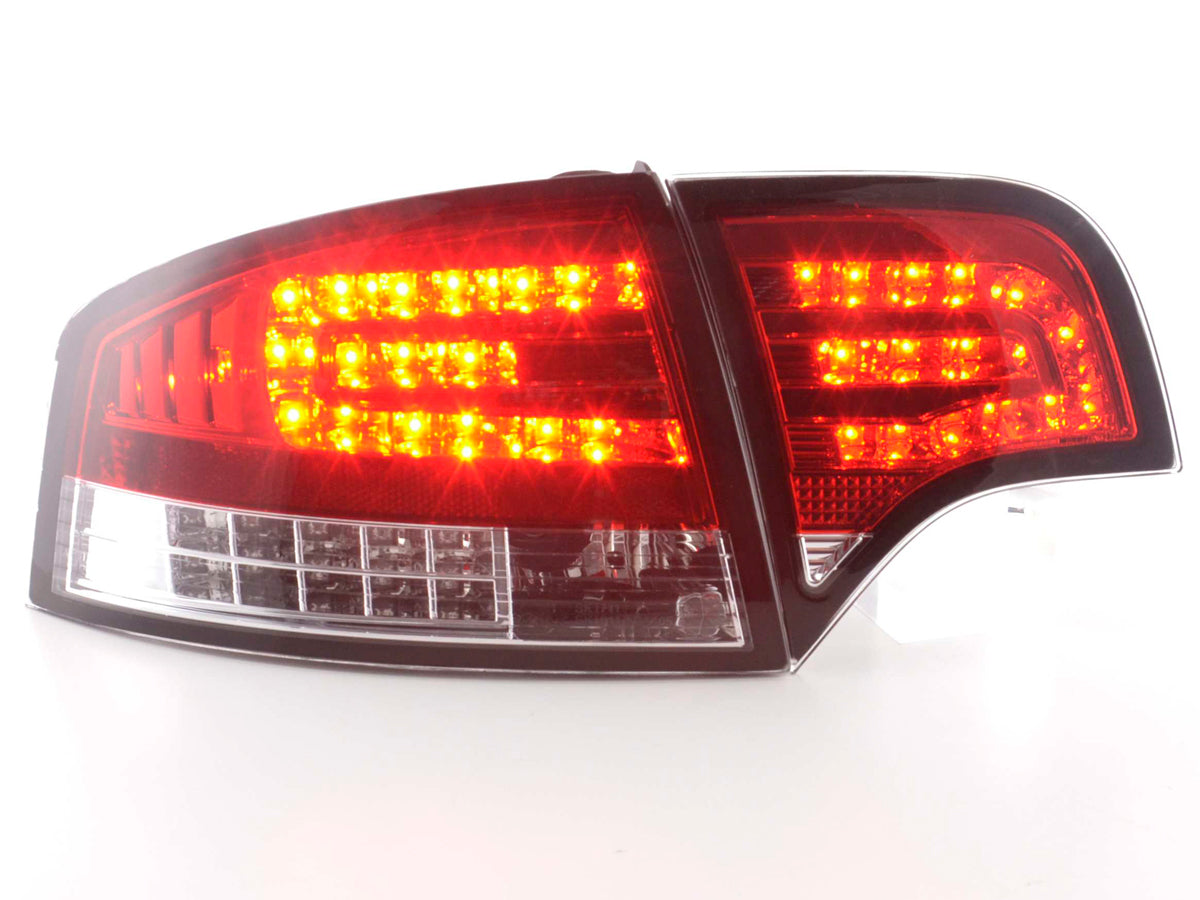 LED Rückleuchten Set Audi A4 Limousine Typ 8E  04-07 rot/klar