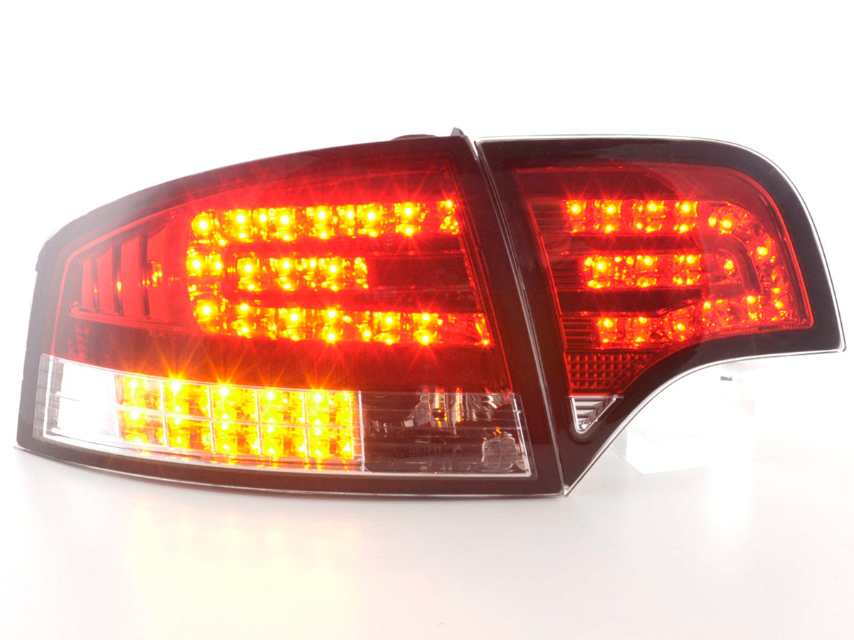LED Rückleuchten Set Audi A4 Limousine Typ 8E  04-07 rot/klar