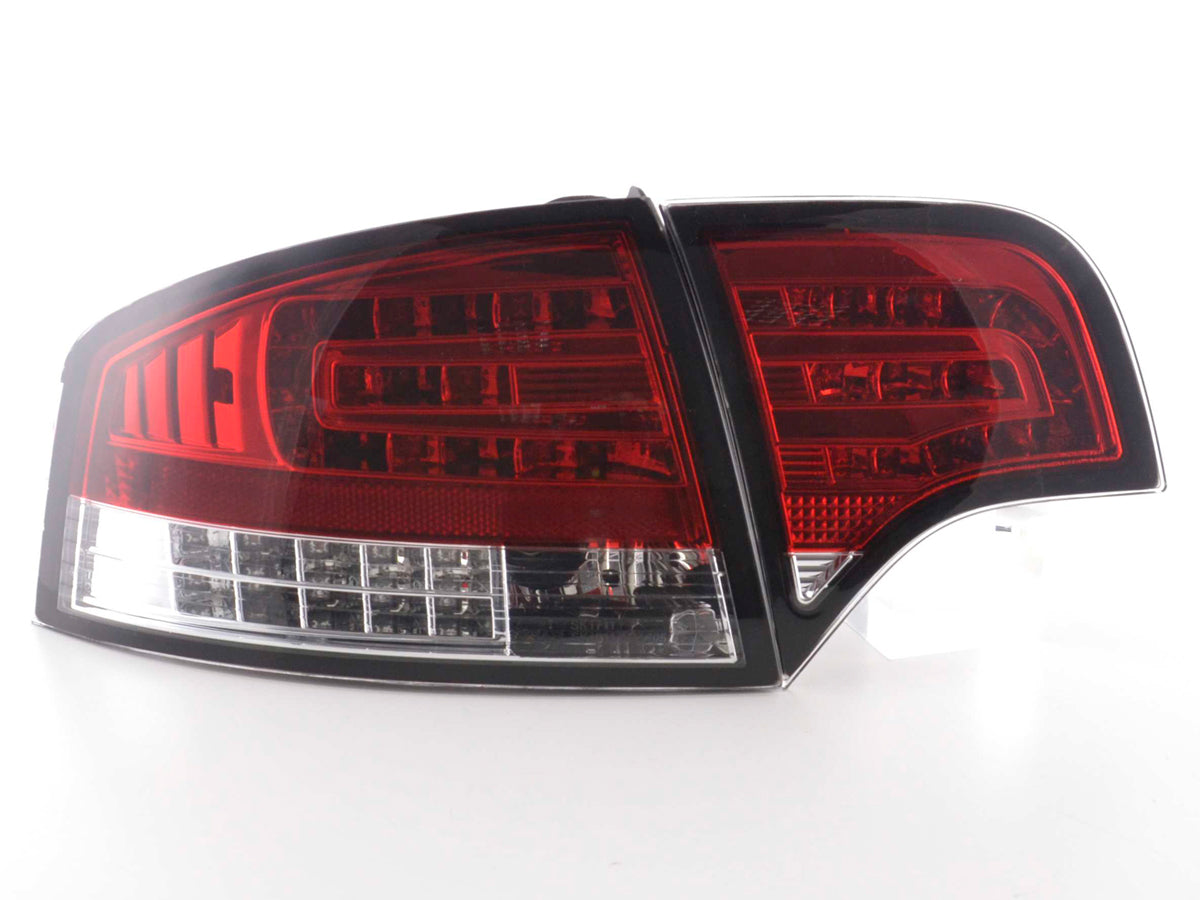 LED Rückleuchten Set Audi A4 Limousine Typ 8E  04-07 rot/klar