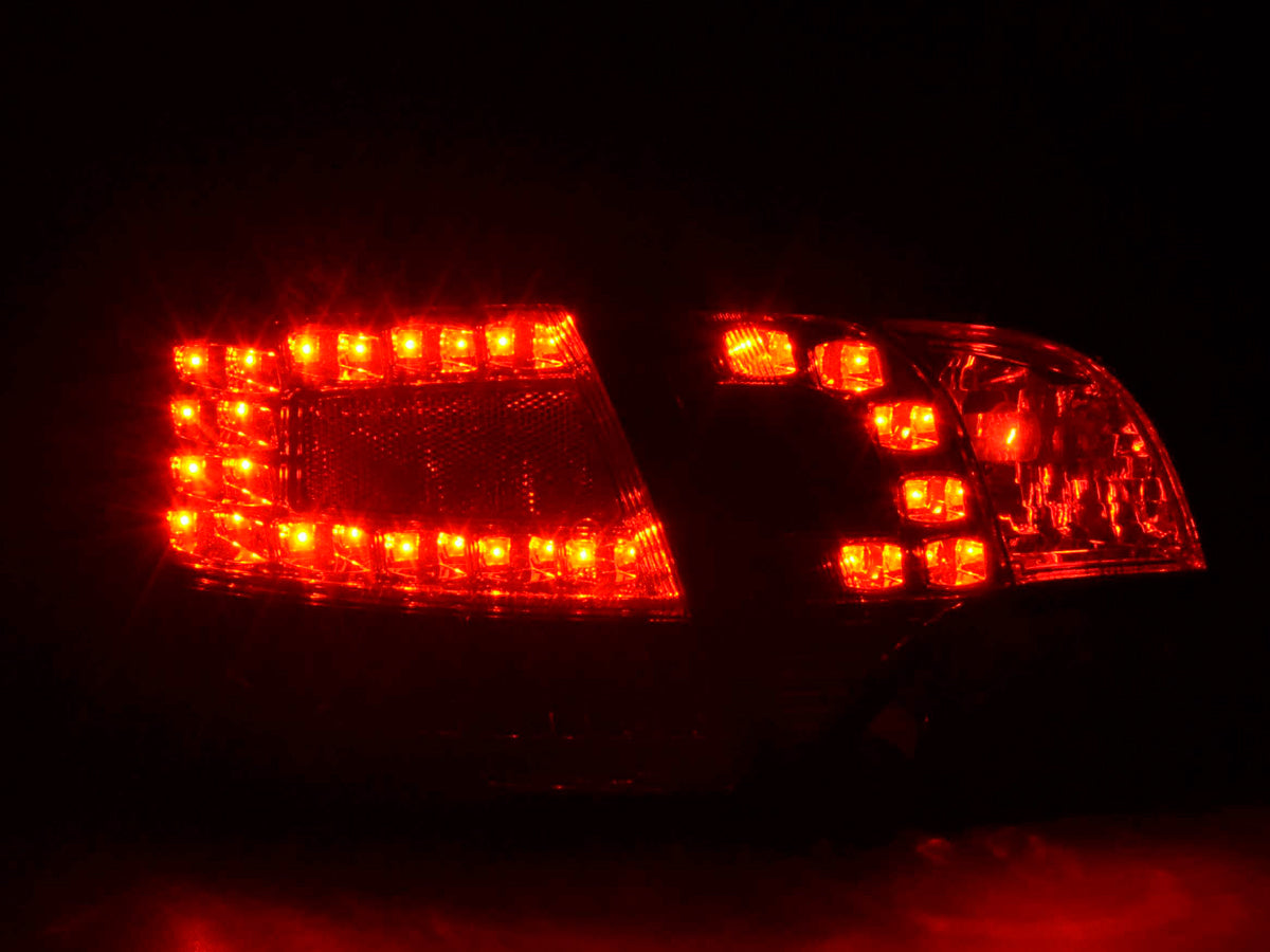 LED Rückleuchten Set Audi A4 Avant Typ 8E  04-08 schwarz