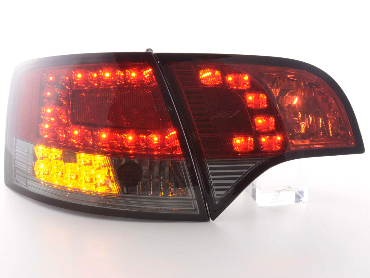 LED Rückleuchten Set Audi A4 Avant Typ 8E  04-08 rot/schwarz