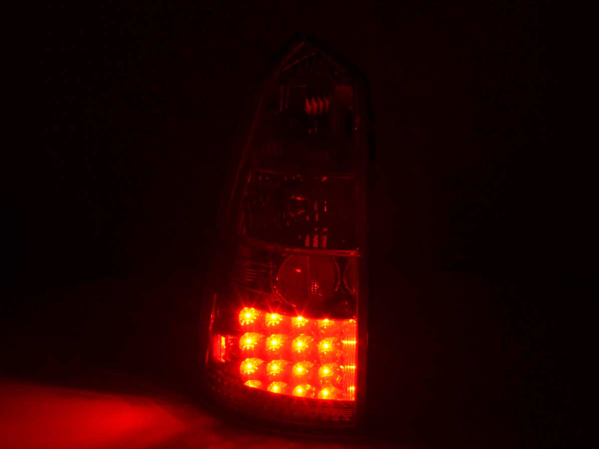 LED taillights set Ford Focus Turnier DNW 98-04 clear/red