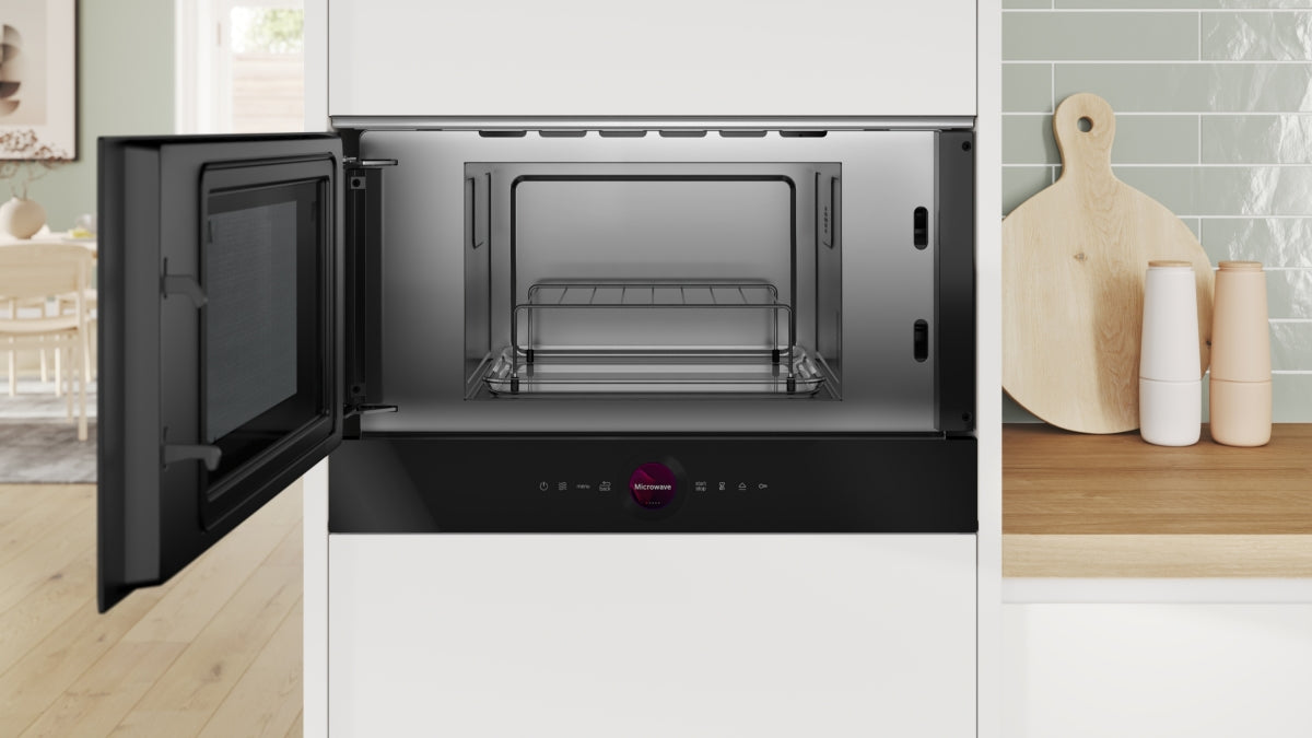 Bosch BEL7321B1 Series 8 built-in microwave, black 
